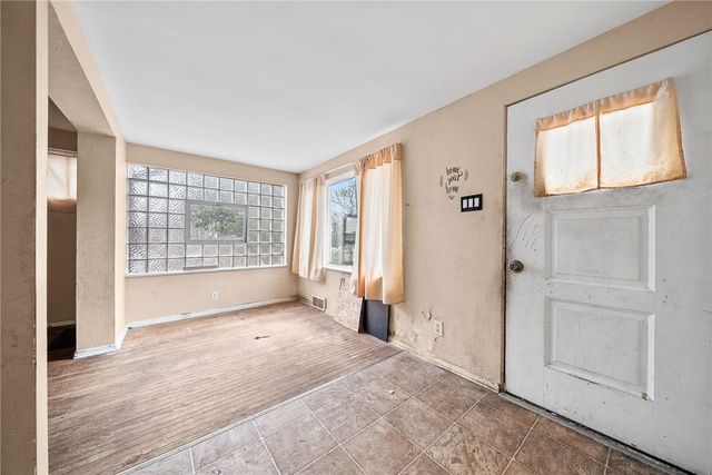 9611 Emerson St, Penn Hills, PA 15235