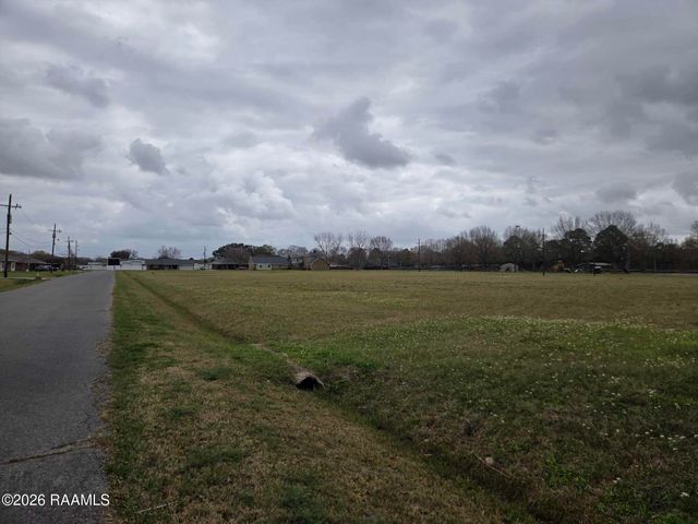 22 E Harrop Street, Rayne, LA 70578