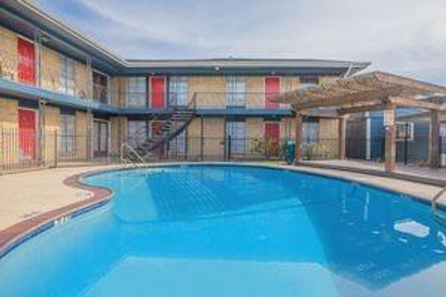 801 S Allen Genoa RD 510, South Houston, TX 77587