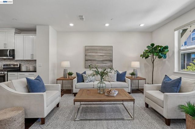 3992 Scottfield St, Dublin, CA 94568