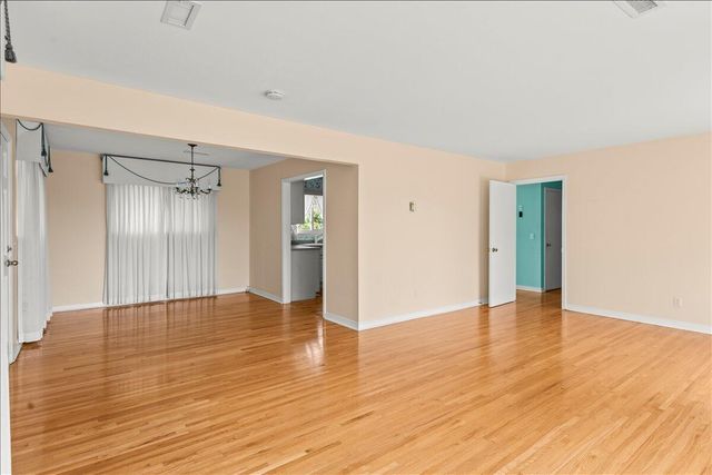 973 Crestridge Drive, Rossville, GA 30741