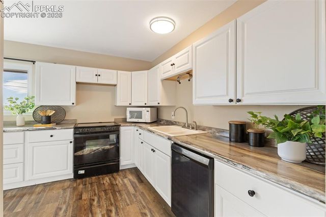 1505 Newcastle Street, Colorado Springs, CO 80907