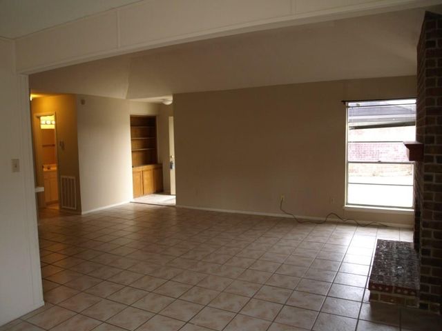 10806 Lynbrook Drive b, Houston, TX 77042