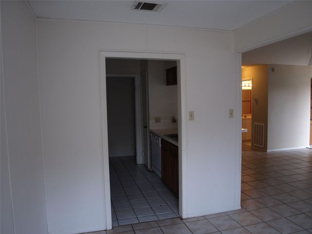 10806 Lynbrook Drive b, Houston, TX 77042