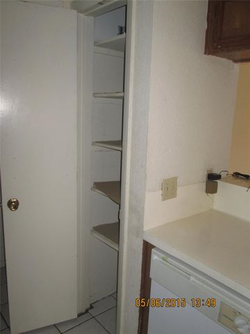 10806 Lynbrook Drive b, Houston, TX 77042