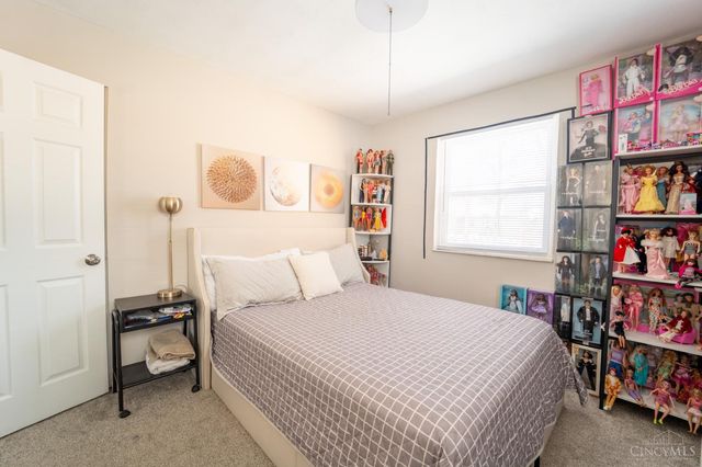 2617 Chesterhill Dr, Colerain Twp, OH 45231