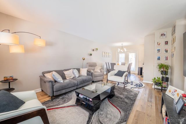 2617 Chesterhill Dr, Colerain Twp, OH 45231