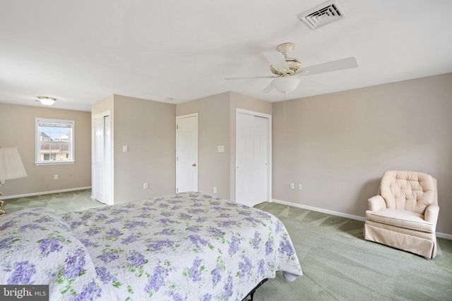 262 EVERGREEN DR, Bayville, NJ 08721