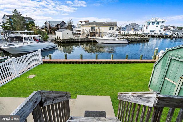 262 EVERGREEN DR, Bayville, NJ 08721