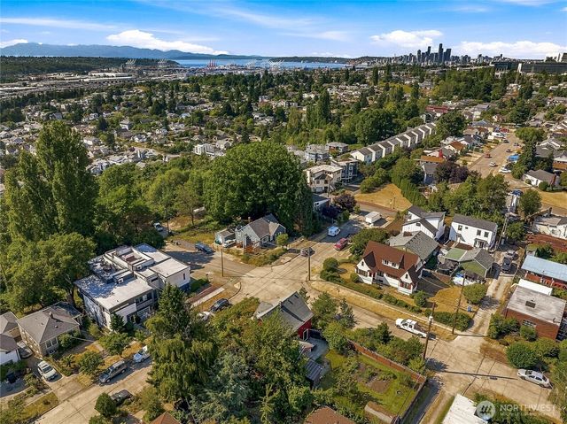 2001 S Lucile Street, Seattle, WA 98108