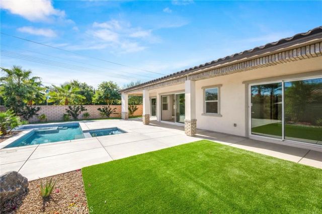 51952 Marquis Lane, La Quinta, CA 92253