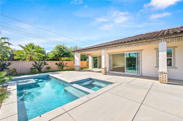 51952 Marquis Lane, La Quinta, CA 92253