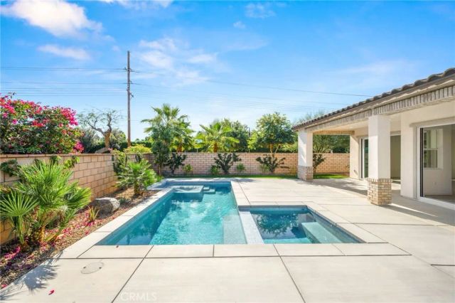 51952 Marquis Lane, La Quinta, CA 92253