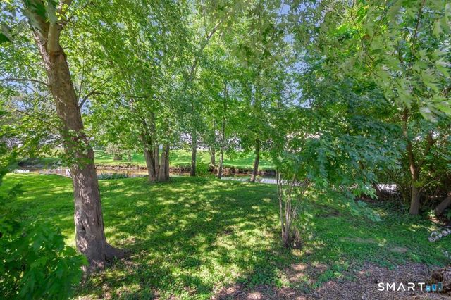 20 Oak Road, Southington, CT 06489