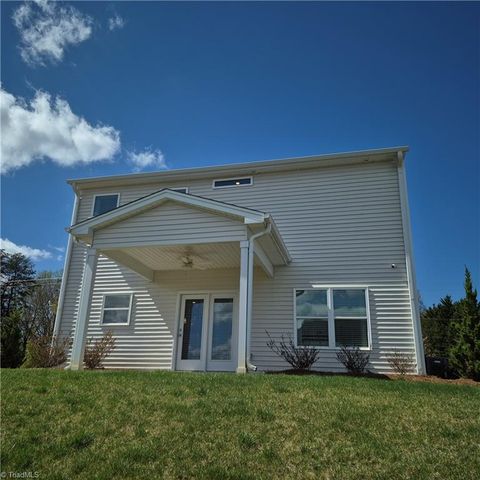 4736 Bell West Drive, Kernersville, NC 27284