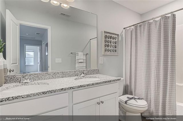 4736 Bell West Drive, Kernersville, NC 27284