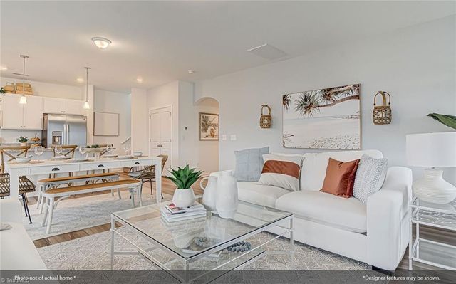 4736 Bell West Drive, Kernersville, NC 27284