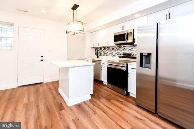 3817 SAINT MARGARET ST, Baltimore, MD 21225