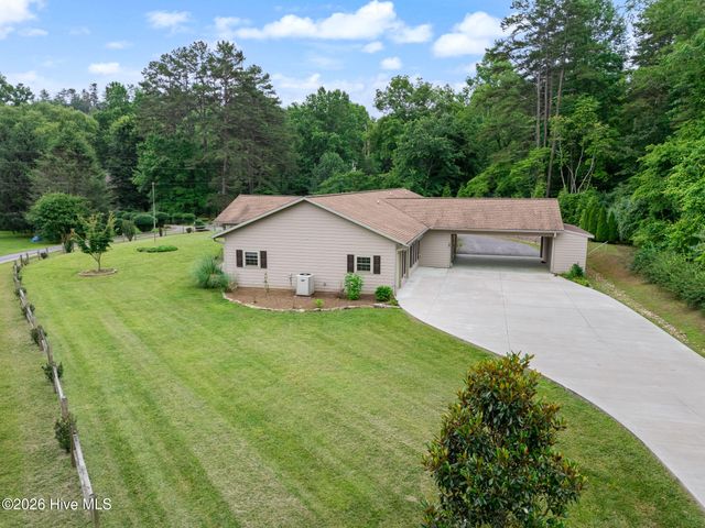 668 Little Ranger Road, Murphy, NC 28906