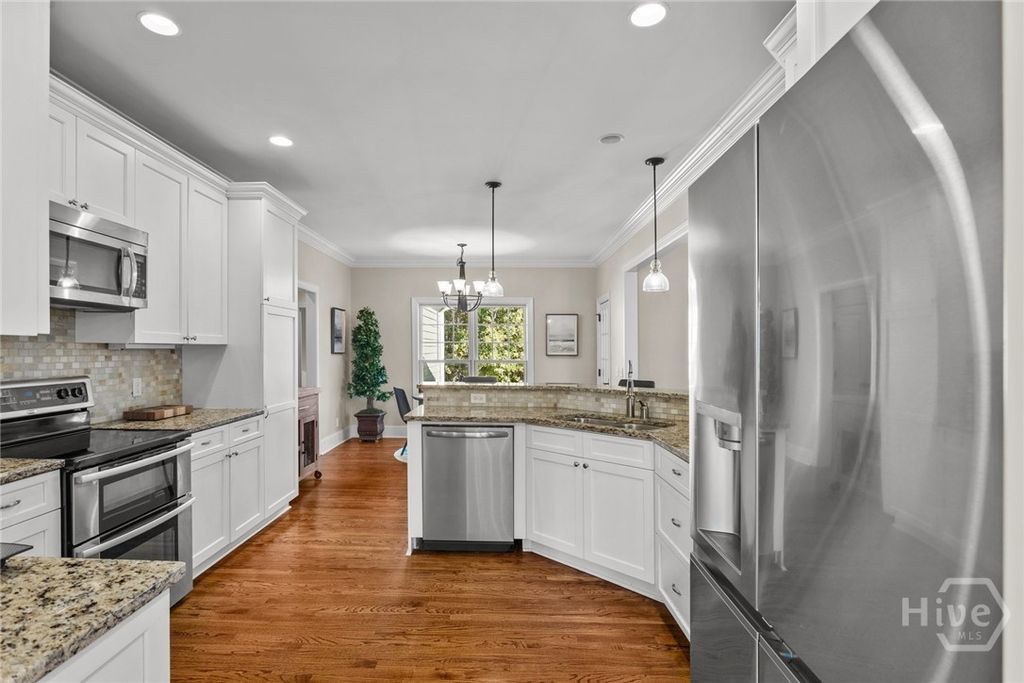 Image 12 of property listing at 114 Tupelo Street, Pooler, GA 31322