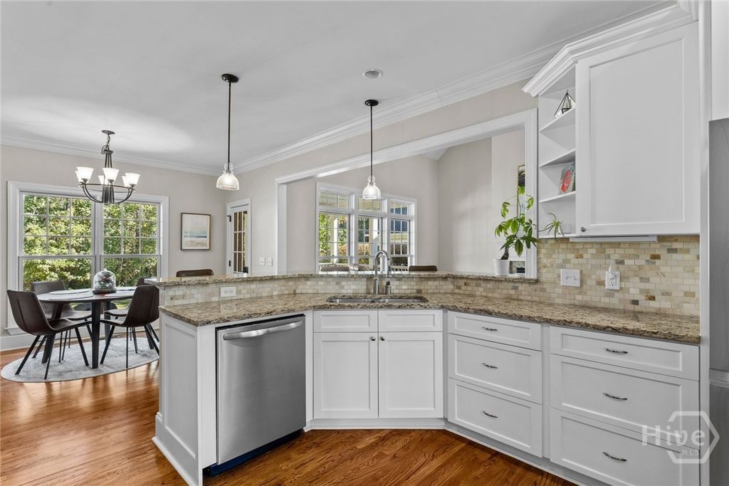 Image 13 of property listing at 114 Tupelo Street, Pooler, GA 31322