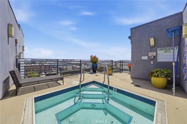 825 E 4th 101, Los Angeles, CA 90013
