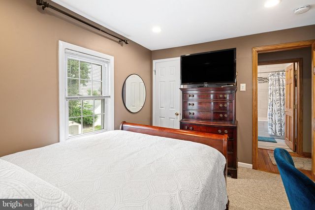 105 E NARBERTH TER, Collingswood, NJ 08108