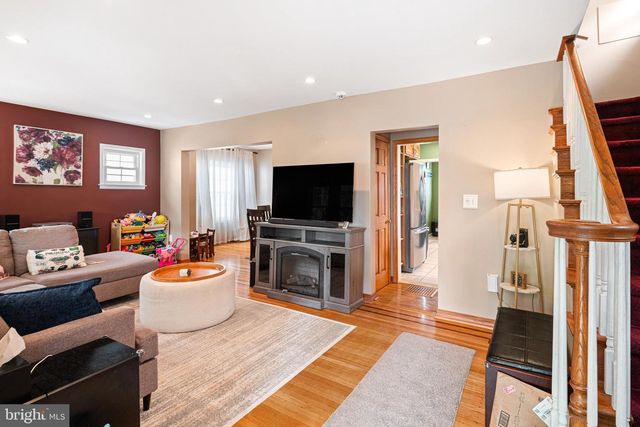 105 E NARBERTH TER, Collingswood, NJ 08108