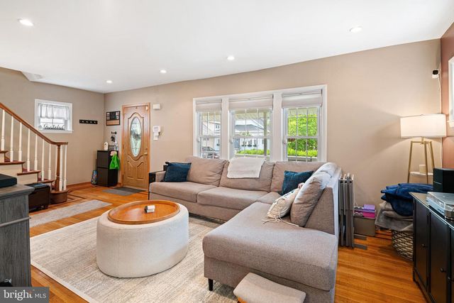 105 E NARBERTH TER, Collingswood, NJ 08108