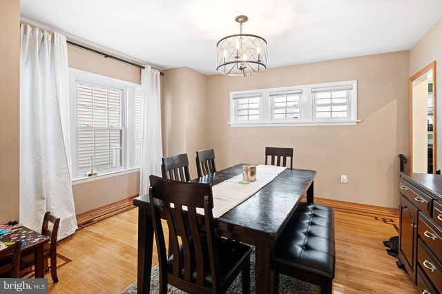 105 E NARBERTH TER, Collingswood, NJ 08108