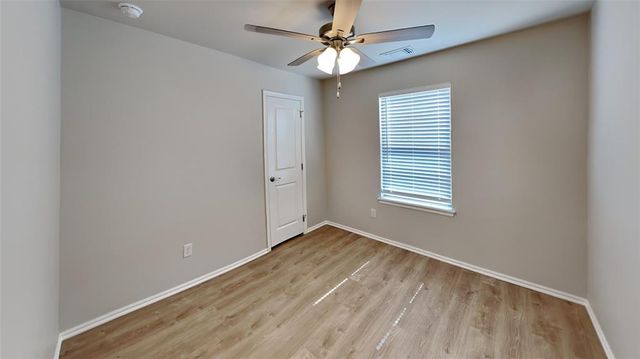 12700 Elba Drive, Yukon, OK 73099