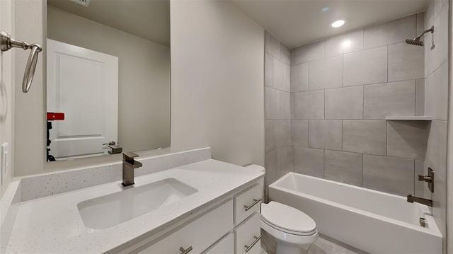 12700 Elba Drive, Yukon, OK 73099