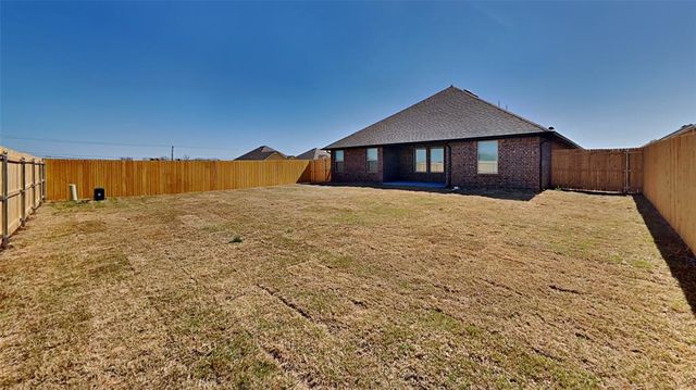 12700 Elba Drive, Yukon, OK 73099