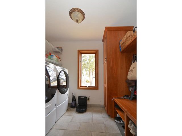 1502 Grosse Point Drive, Middleton, WI 53562