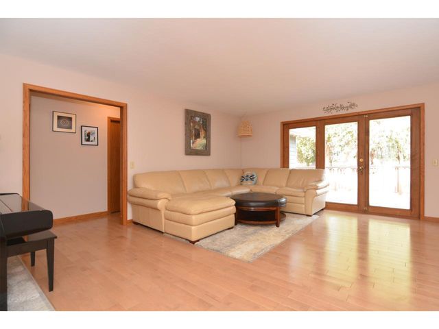 1502 Grosse Point Drive, Middleton, WI 53562