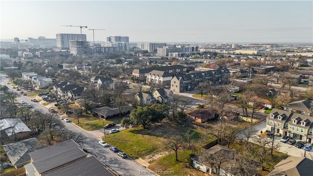 4104 Oaklawn Street, Bryan, TX 77801