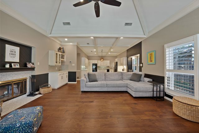 2907 Arbor Oaks Drive, Arlington, TX 76006