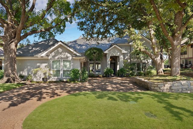 2907 Arbor Oaks Drive, Arlington, TX 76006
