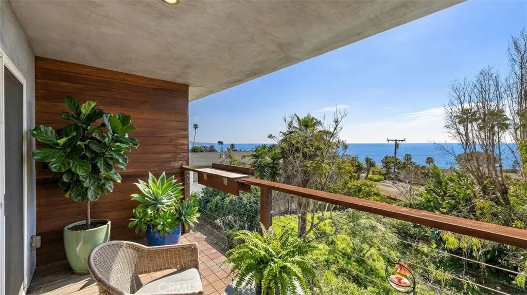 289 San Joaquin Drive, Laguna Beach, CA 92651