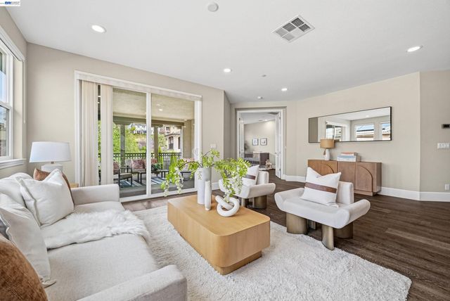 56 Adair Way, Hayward, CA 94542