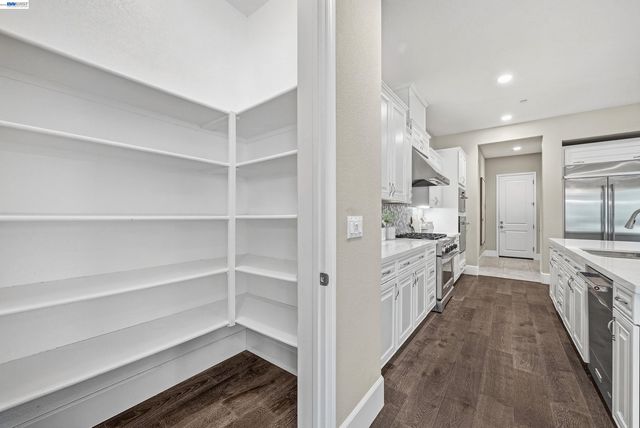 56 Adair Way, Hayward, CA 94542