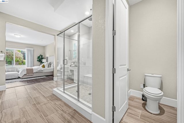 56 Adair Way, Hayward, CA 94542