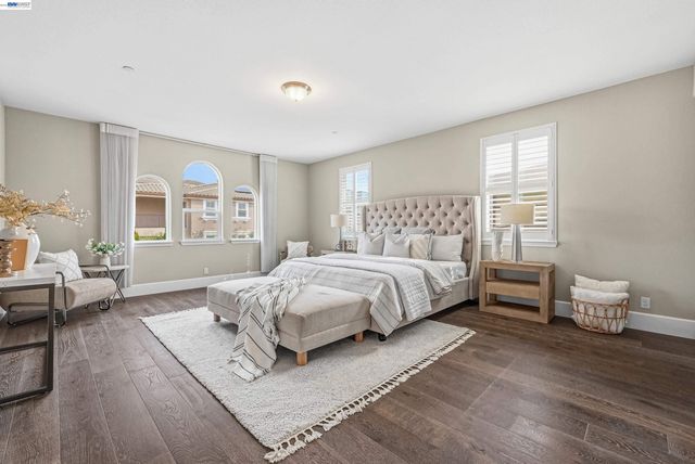 56 Adair Way, Hayward, CA 94542