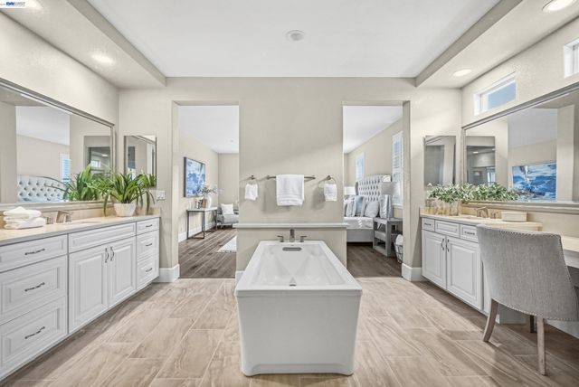 56 Adair Way, Hayward, CA 94542