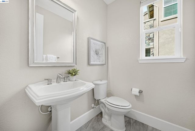 56 Adair Way, Hayward, CA 94542