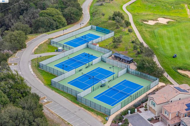 56 Adair Way, Hayward, CA 94542