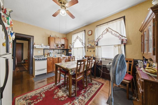 2340 W 21st Place, Chicago, IL 60608