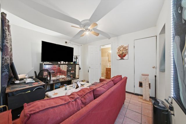 2340 W 21st Place, Chicago, IL 60608