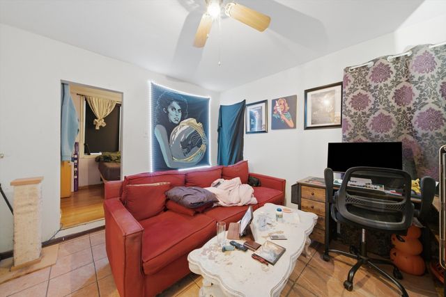 2340 W 21st Place, Chicago, IL 60608