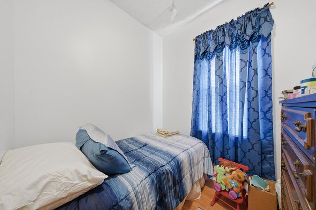 2340 W 21st Place, Chicago, IL 60608